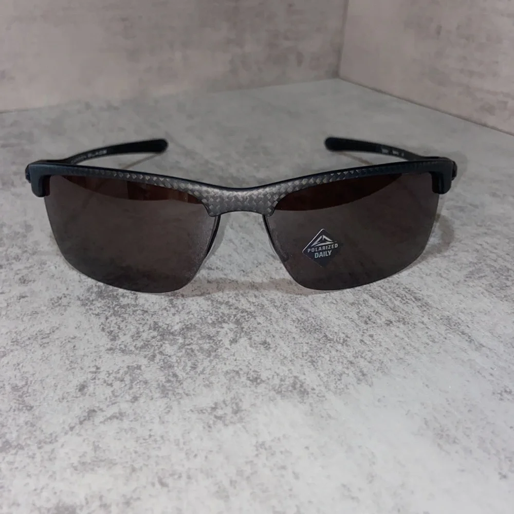 COPY - Oakley Carbon Blade